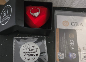 10 Romantic Proposal Ideas Anyone Will Never Forget (+ The Perfect Ring for Each)