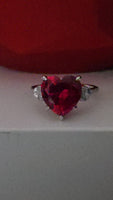 6ct Blood Red Heart CZ Ring with LED heart box – front view