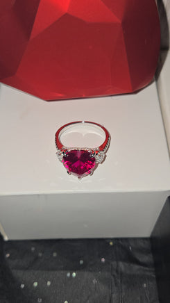 6ct Blood Red Heart CZ Ring close-up top view