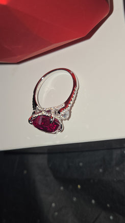 6ct Blood Red Heart CZ Ring with red LED heart box