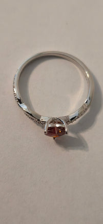 Crimson Twist red CZ heart ring – bottom view